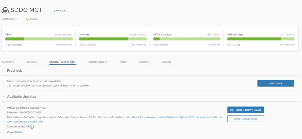 The image shows a vCenter Server 7.0.0c update page with CPU, Memory, and storage usage metrics, and options to precheck or download the update.