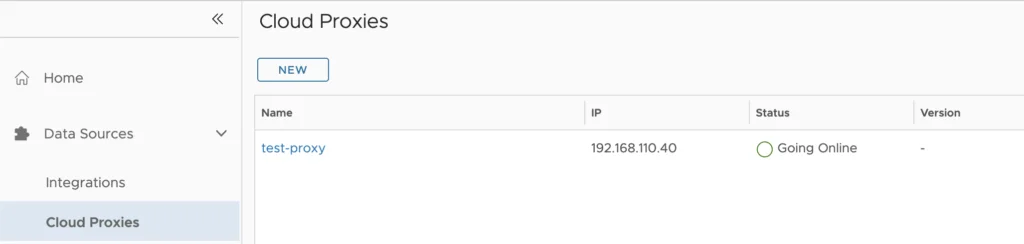The vROPS cloud proxy named “test-proxy” is online, with IP 192.168.110.40.